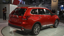 2016 Mitsubishi Outlander live in New York