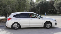 2016 Subaru Impreza mule spy photo