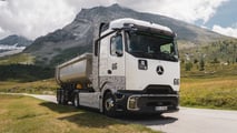 Camion Mercedes GenH2 : essais estivaux dans les Alpes suisses