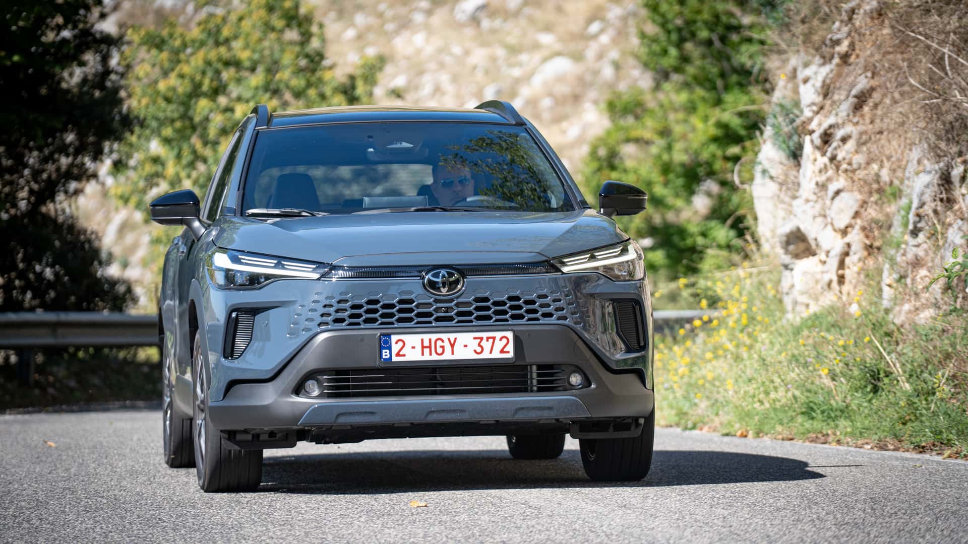 Photos: Toyota Corolla Cross (2025), l'essai routier | Motor1.com