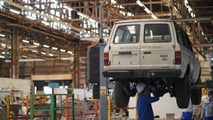 Toyota FJ60 Land Cruiser restaurado y electrificado
