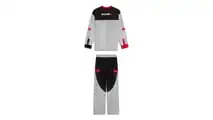 Pyjama Nissan Nismo par Daniel Patrick