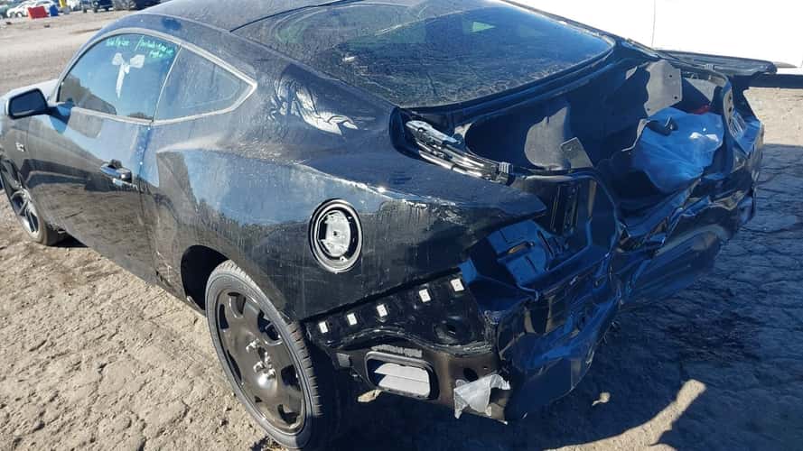 Cette Ford Mustang GT de 2024 n'a parcouru que 30 km avant de partir à la casse