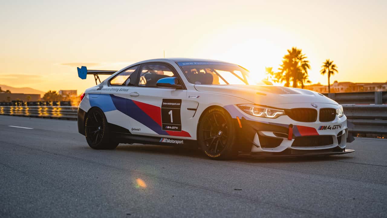BMW M4 GT4 (F82)