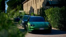 Porsche: alla guida della Taycan Turbo S e al timone dello Swan 78