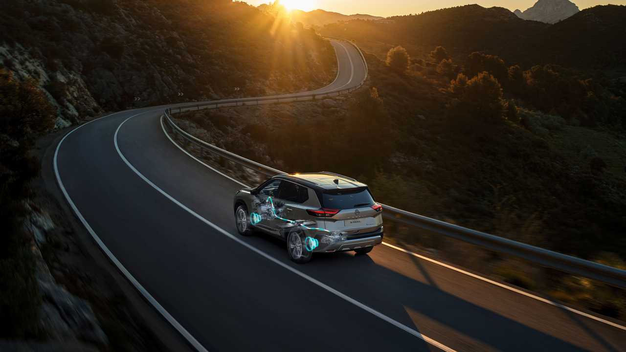 Nissan presenta la trazione integrale elettrica e-4ORCE
