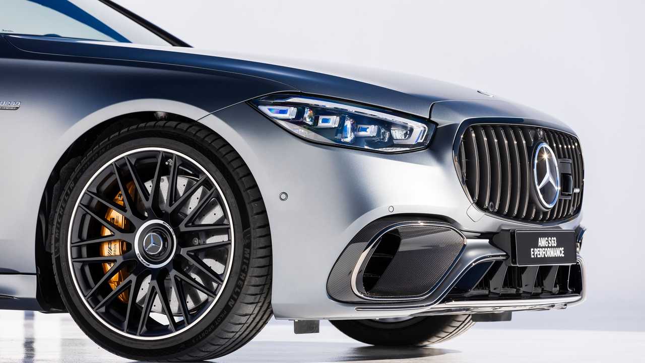 Journée des studios Calvert de la Mercedes-AMG S 63 E Performance 2024