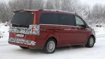 Makyajlı Mercedes-Benz EQV Casus Fotoğrafları