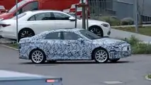Nächste Generation des Mercedes EQA erwischt
