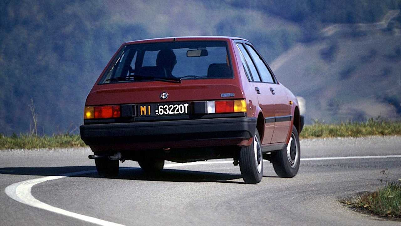 Alfa Romeo Arna