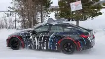 Foto spia EV a quattro motori basati su BMW i4 M50