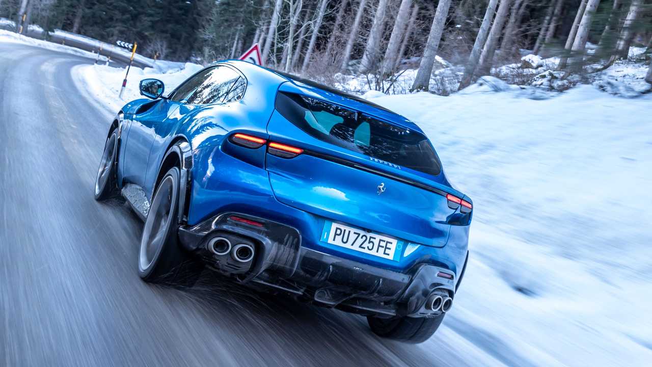 2023 Ferrari Purosangue: İlk Sürüş