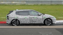 Kia EV4 mit Steilheck als Erlkönig