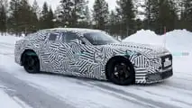 	
Jaguar Type 00 als Erlkönig