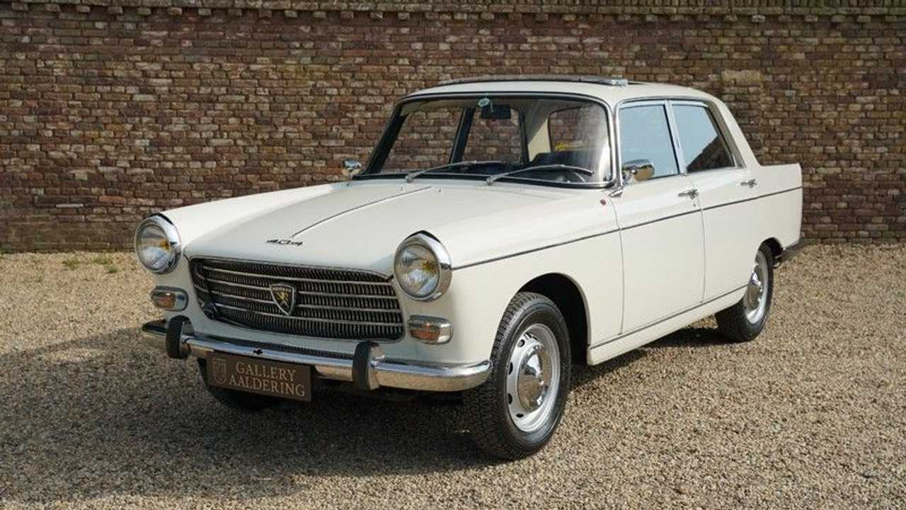 Peugeot 404 sedán