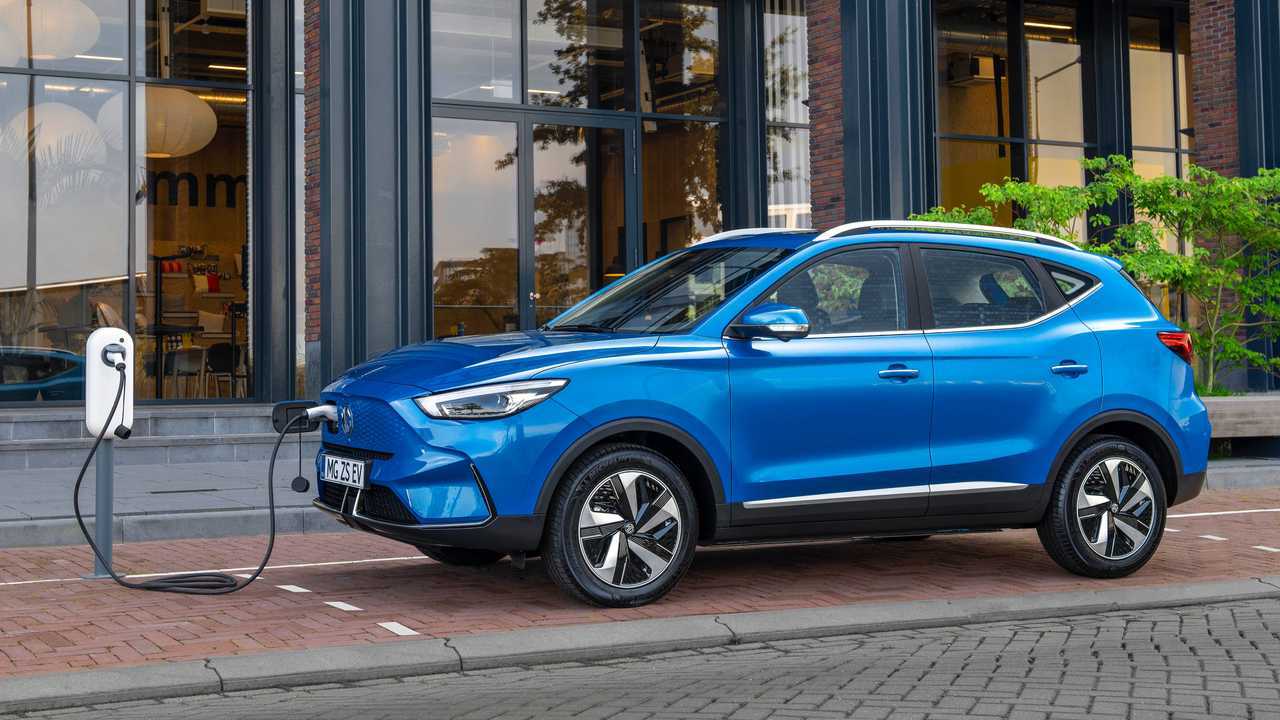 MG ZS EV: Das 4,31 Meter lange SUV ist das Elektro-Einstiegsmodell von MG