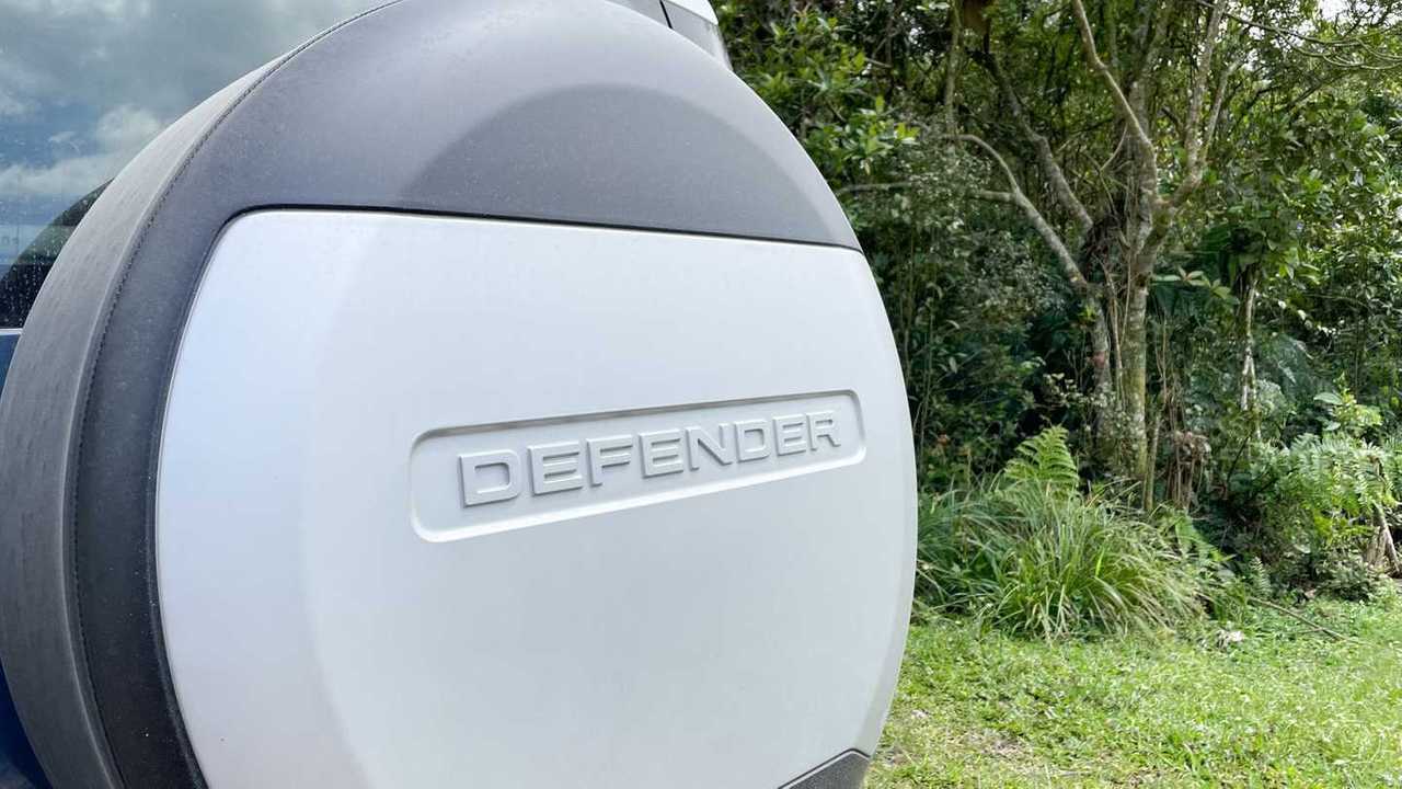 Land Rover Defender 90