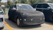 Flagra: Geely testa novo carro elétrico de entrada