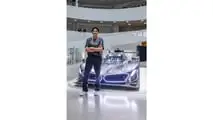 BMW M Hybrid V8 with unpainted body