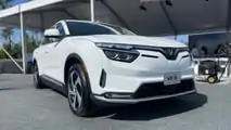 VinFast VF8 in White