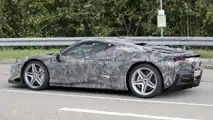 Premières photos d'espionnage du lifting de la Ferrari SF90
