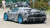 Ferrari SF90 LM, le foto spia