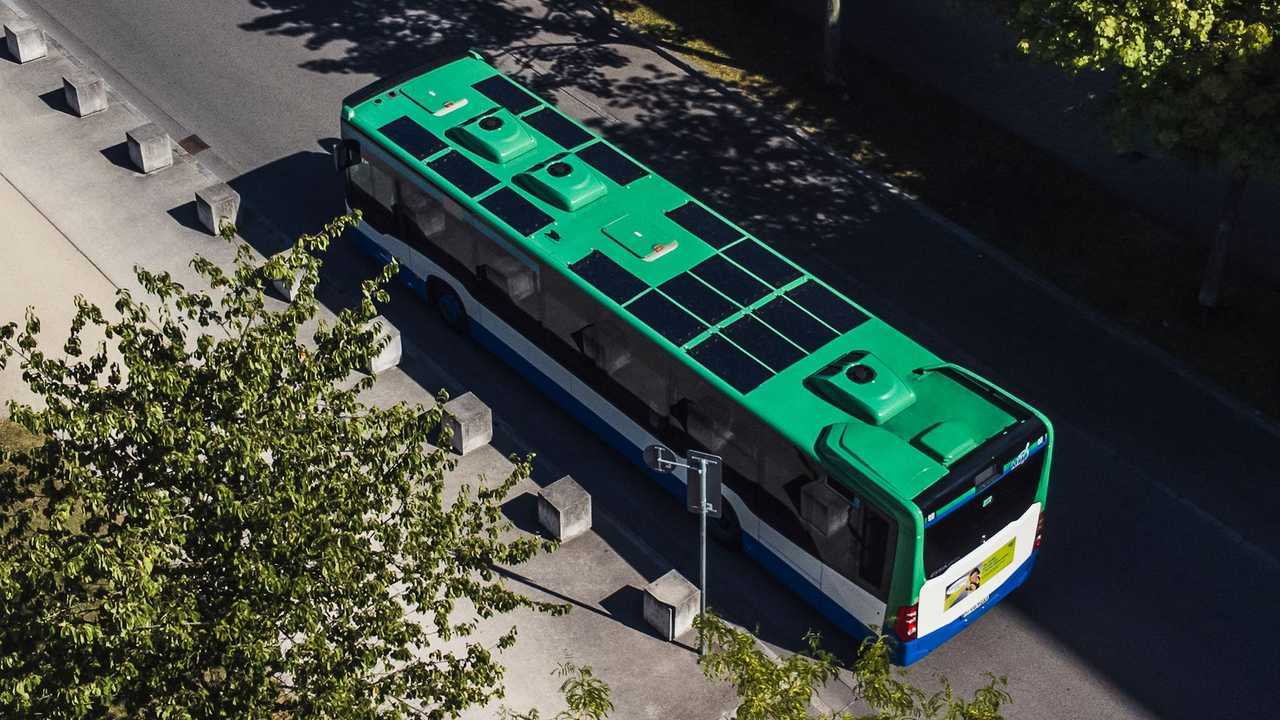Münchner MVG-Bus mit Solarzellen