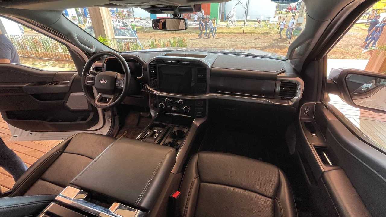 Ford F-150 Lariat FX4 2023 no Agrishow