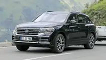 Nuova Volkswagen Touareg, foto spia