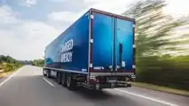 Mercedes-Benz eActros 300 tractor