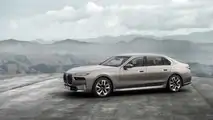BMW i7 