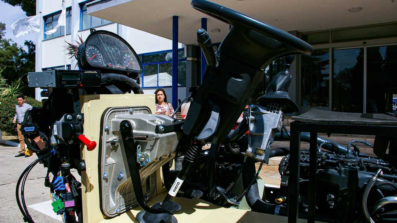 Bus Iveco 170G21 (81)