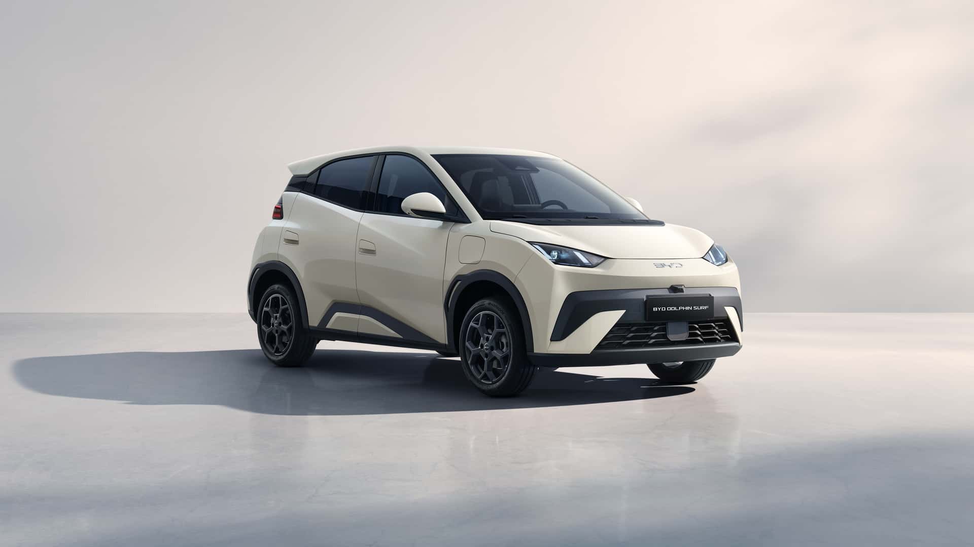 byd-dolphin-surf.jpg