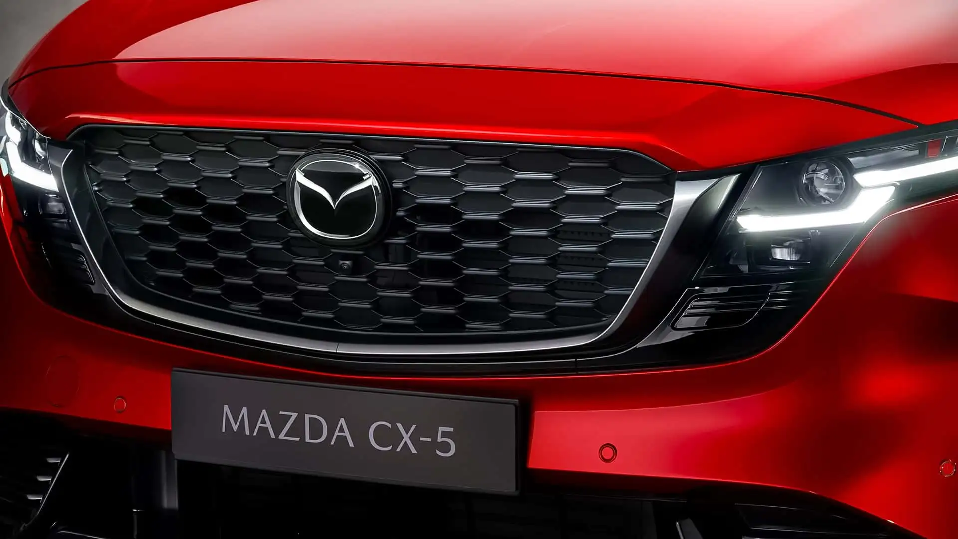 https://cdn.motor1.com/images/mgl/ZnvYPK/s1/mazda-cx-5-2025.webp