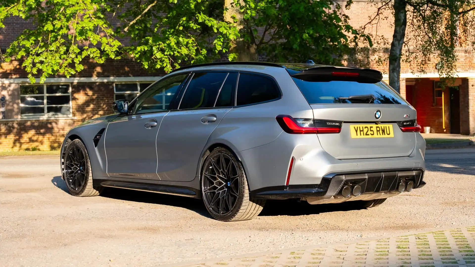 https://cdn.motor1.com/images/mgl/Znvx33/s1/2025-bmw-m3-touring-review.webp