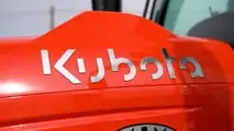 Kubota: trattore M 6-142 e aratro pentavomere in risaia