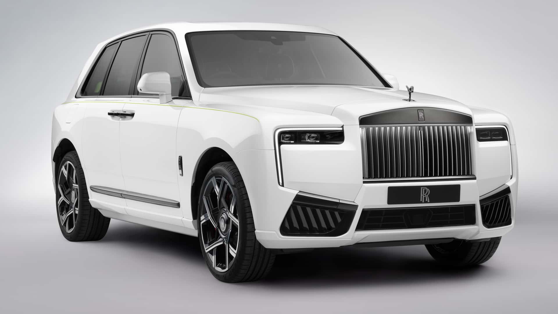 thumbnail image 2 of HIBEYO Alcantara Suede Key Case For Rolls-Royce Cullinan, Phantom, Ghost, Wraith, Dawn - Protective Fob Shell 2 of 4