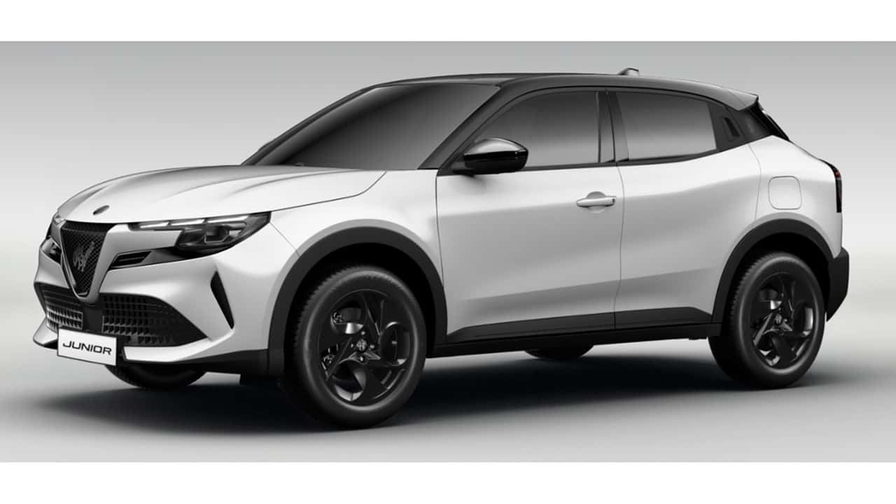 Oferta Alfa Romeo Junior Hybrid 2024
