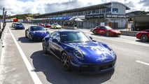 Porsche 911 Carrera S (992) auf dem Laguna Seca Raceway