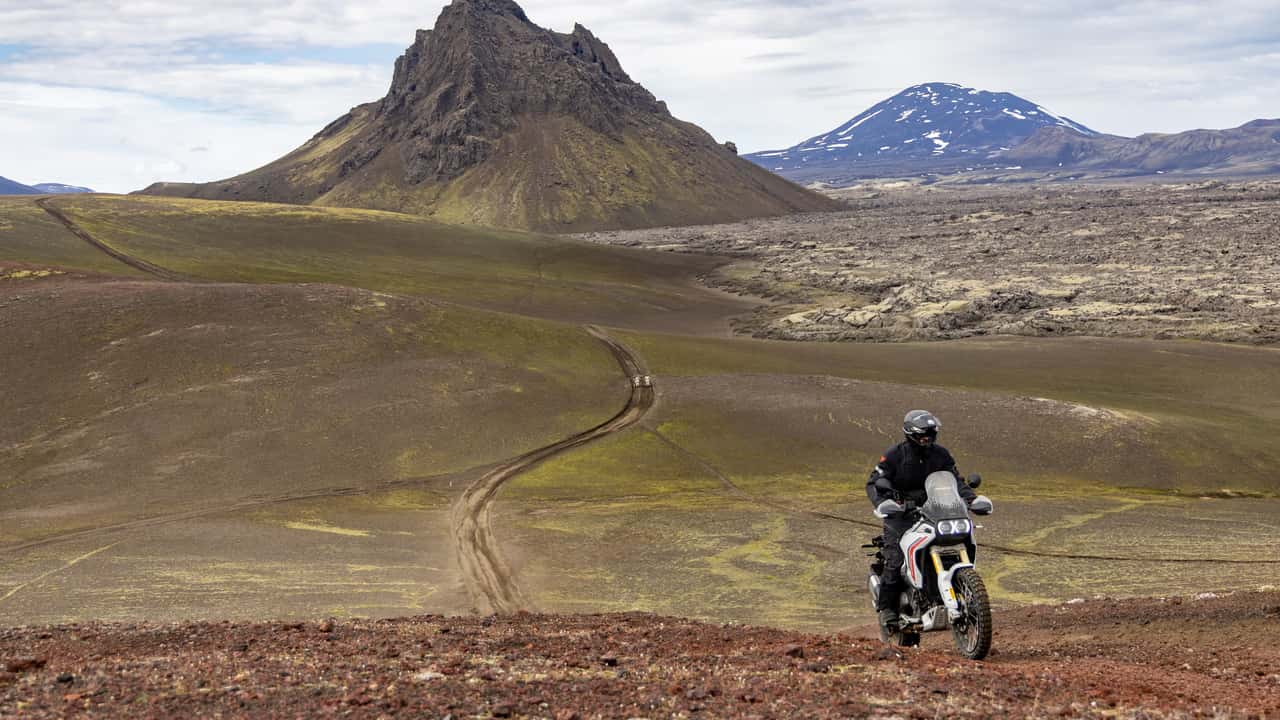 Дукати Expeditions: покори Хардкор Исландии на мотоцикле
