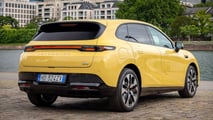 Leapmotor B05 (2026) in Lightning Yellow
