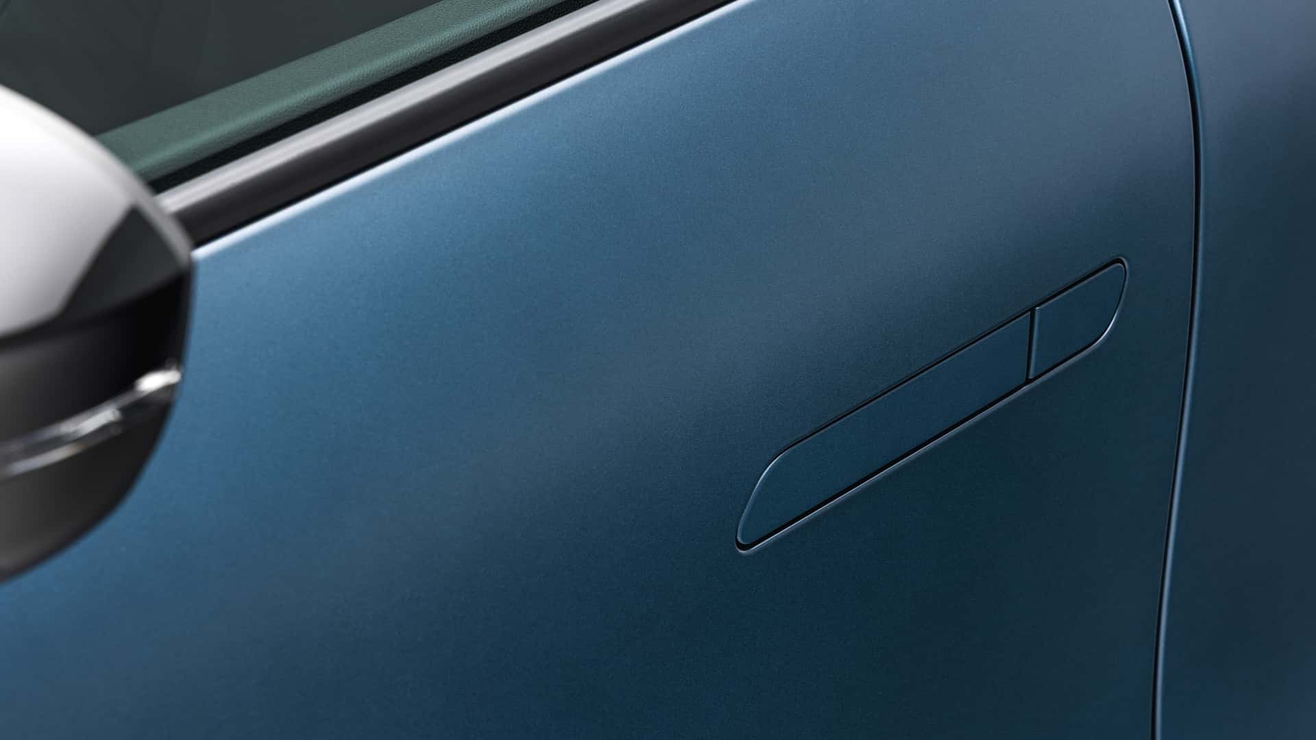 https://cdn.motor1.com/images/mgl/ZnzxJr/s1/renault-megane-e-tech-2026.jpg