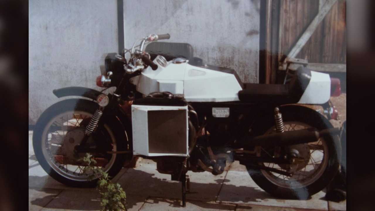 Austel MK1 Left Profile