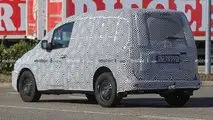 Mercedes Citan (2021) auf neuen Erlkönigbildern