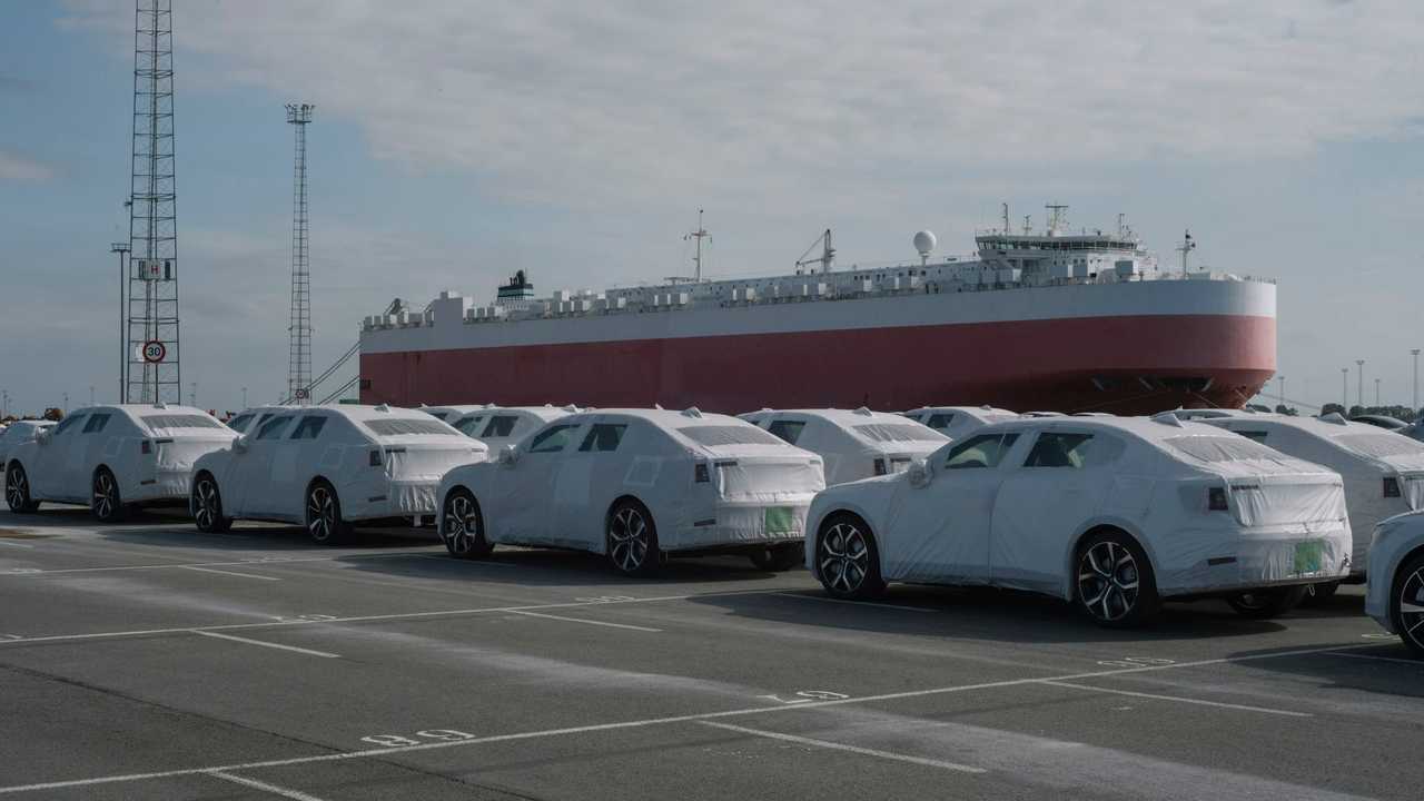 First European Polestar 2 customer vehicles arrive in Zeebrugge port
