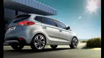 Kia Carens restyling 