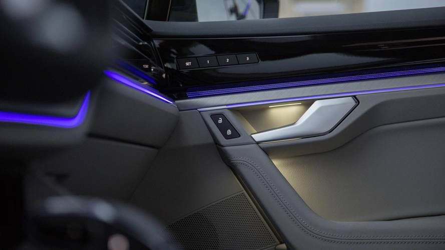 2019 VW Touareg teaser