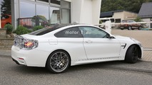 2017 BMW M4 facelift spy photo