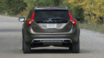 2017 Volvo V60 Cross Country: Review