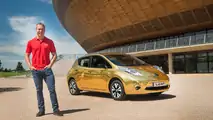 Nissan gold Leaf